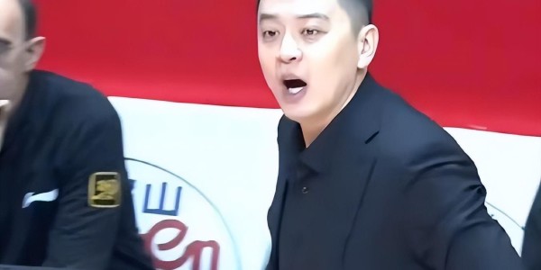 不敌山西，辽篮这场比赛不好批评，因为杨鸣听劝了，球员尽力了