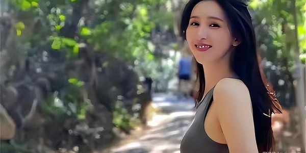 MK体育官方网站-体操女神退役后恋大51岁干爹，开启人生新篇章