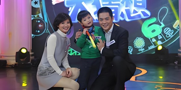 MK体育官方入口-49岁程愫近况曝光！与傅程鹏离婚已9年，如今与15岁儿子相依为命