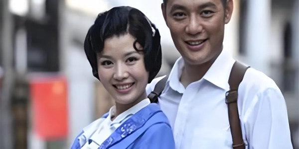 MK体育官方入口-49岁程愫近况曝光！与傅程鹏离婚已9年，如今与15岁儿子相依为命